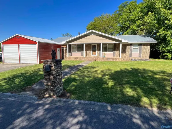 303 Reedy Cir, Boaz, AL 35957