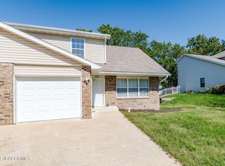 5371 E Trikalla Dr, Columbia, MO 65202