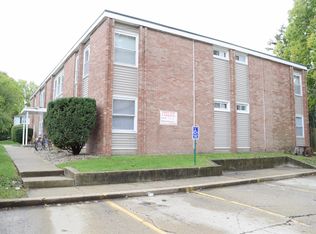 506 W Healey St APT 7, Champaign, IL 61820