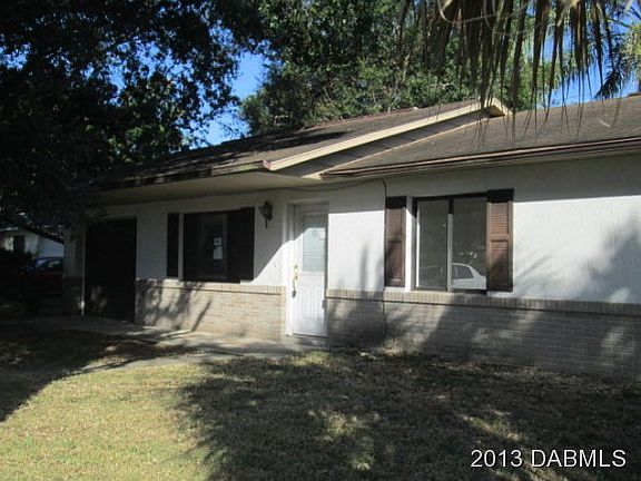 2nd image of 1433 Dexter Dr N