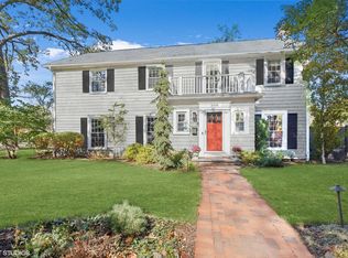 306 E Center Ave, Lake Bluff, IL 60044