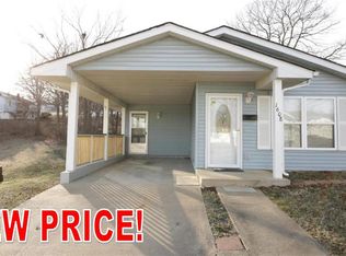 1608 N 3rd St, De Soto, MO 63020