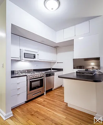 Sold by Bank Neary | media 3