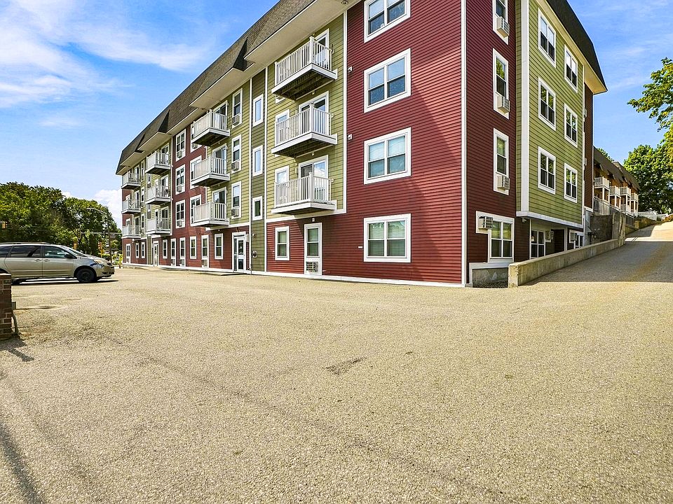 1st image of 275 W Main St APT 14