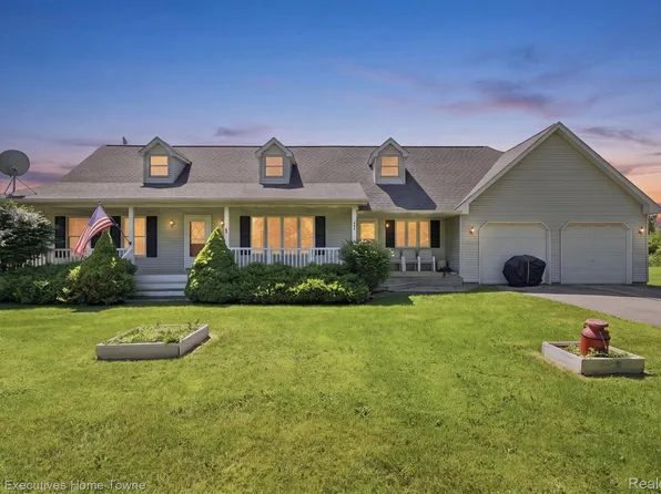 959 Braidwood Rd, Riley, MI 48041