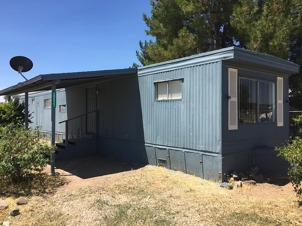 20527 E Cactus Wren Dr