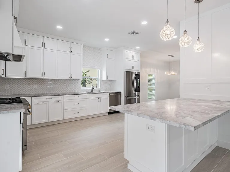 3924 W Granada St — Photo 15