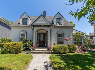 12 Grand Ave, Lynbrook, NY 11563