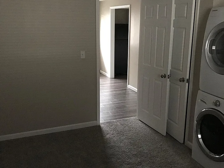 1447 Lafayette Ave #2 — Photo 10