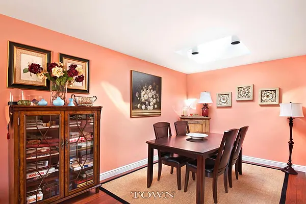 Rented by Town Residential | media 2