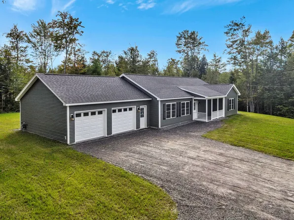 25 May Way, Sidney, ME 04330