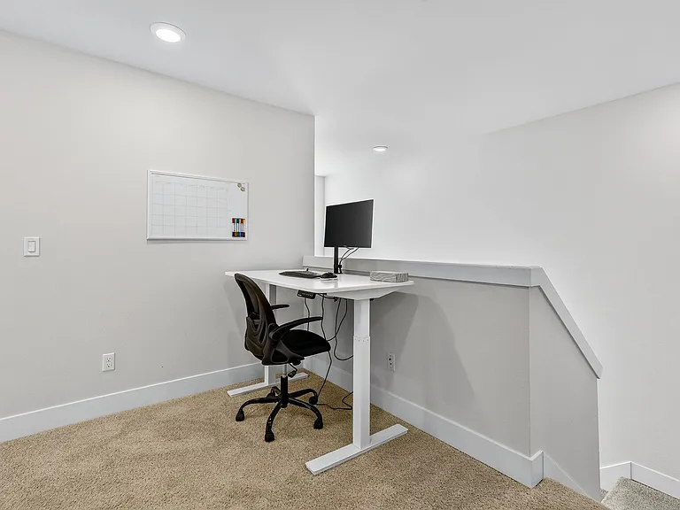 12705 SW Pyramid Ter — Photo 49