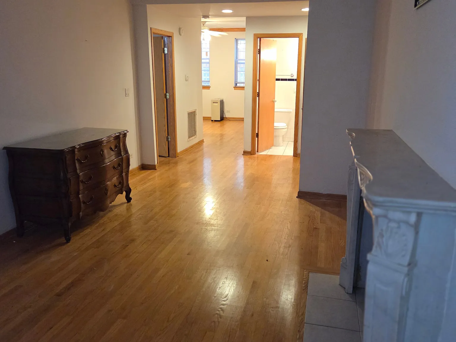1 bed, 950 sqft, $1,325 — Photo 3