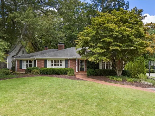 725 Montana Rd NW, Atlanta, GA 30327