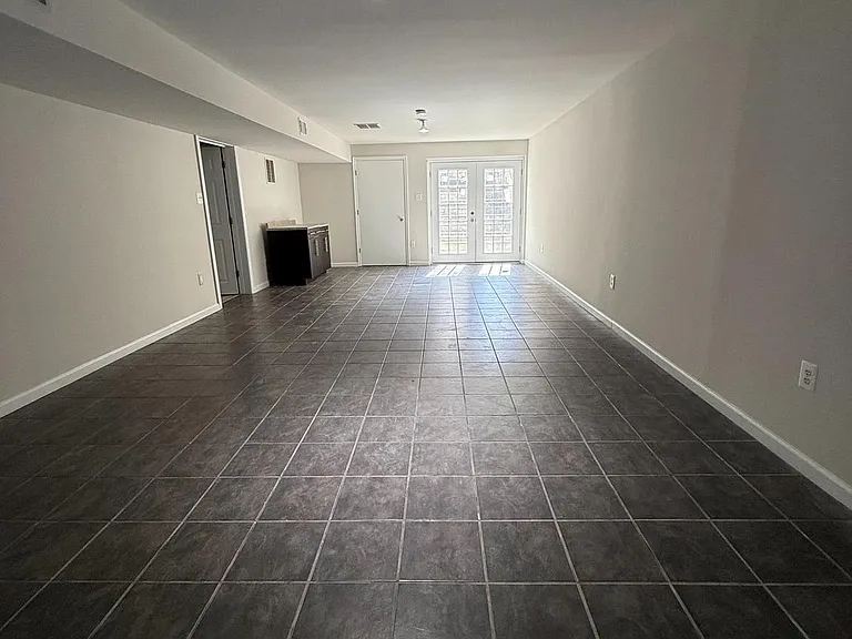 19 Masters Dr — Photo 25