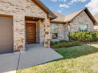 3068 W Embers Ct, Bryan, TX 77808