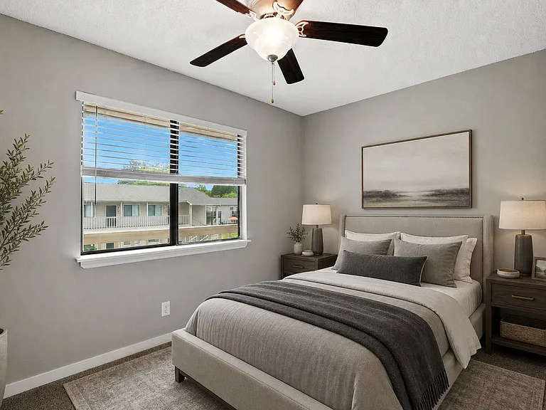 Stonewood Apartments — Photo 14