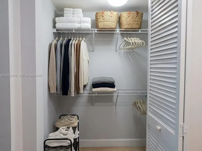 41 SE 5th St #815 — Photo 10