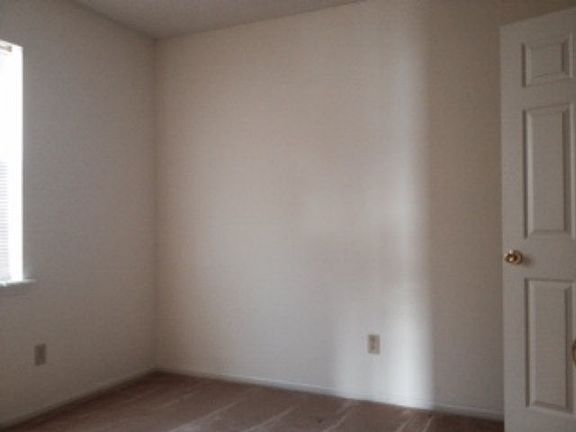 3rd image of 3953 Heatherwoods Dr