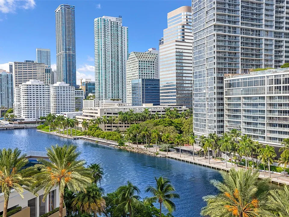 901 Brickell Key Blvd #1001