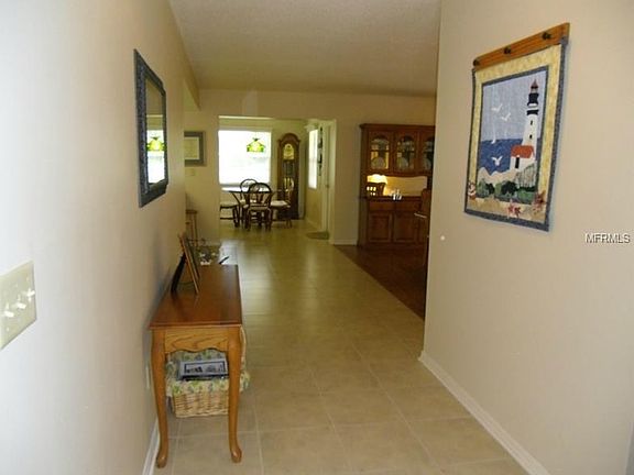 2nd image of 1107 Harefield Cir