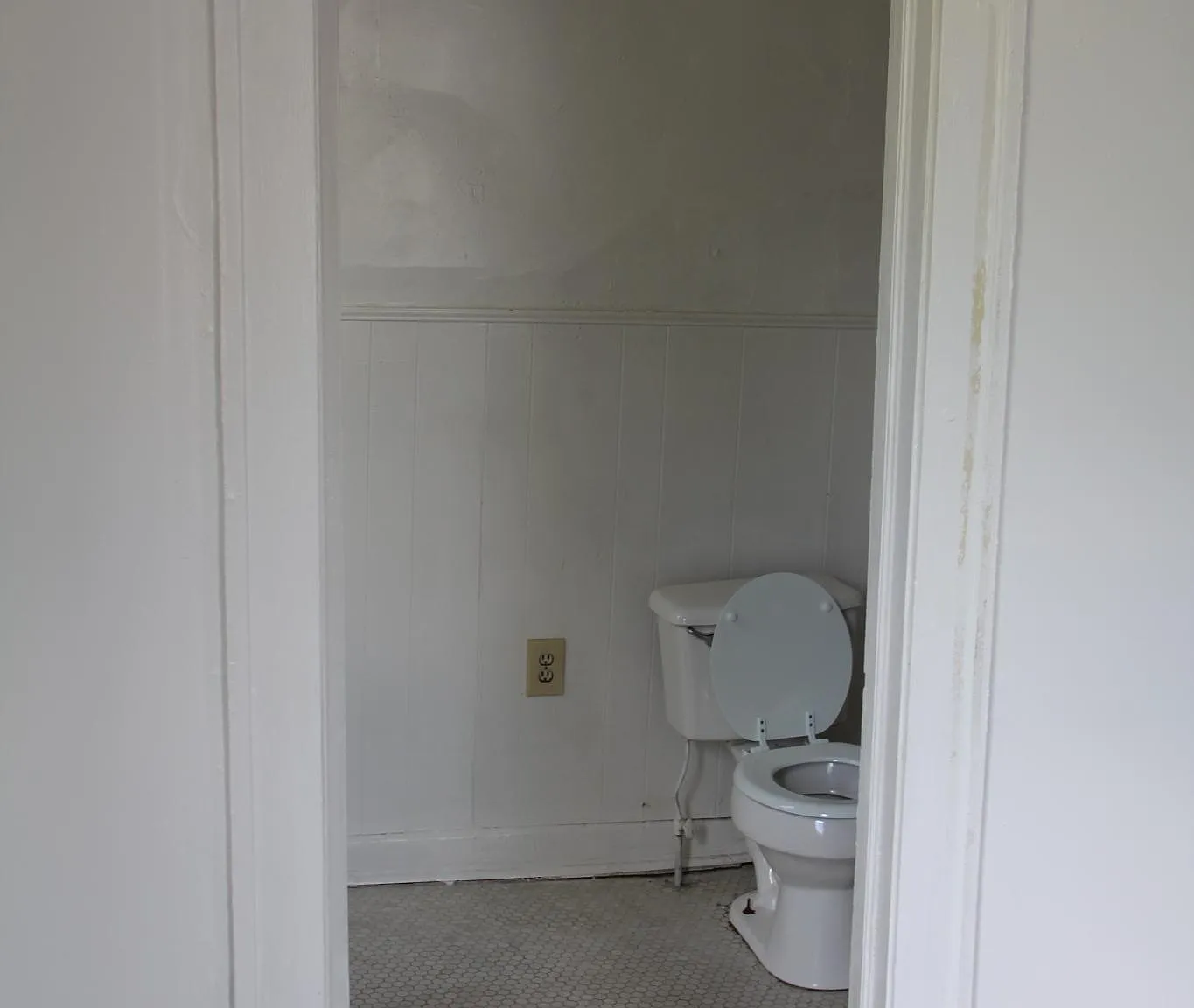 4001 E Washington Street — Photo 4