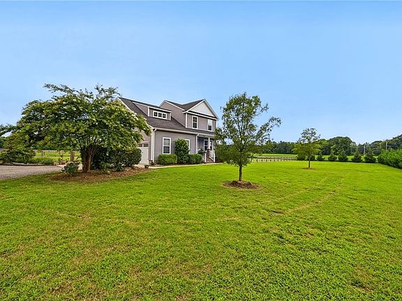 2nd image of 4095 Godwin Blvd