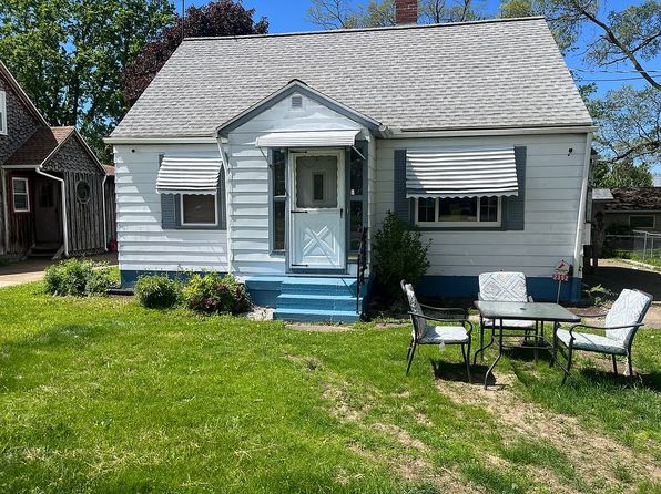 2352 Fairmount Pkwy