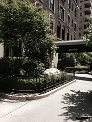 Rented by A Beautiful Home Realty Inc.