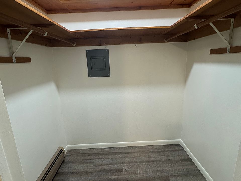 1st image of 429 N Gilbert St #1
