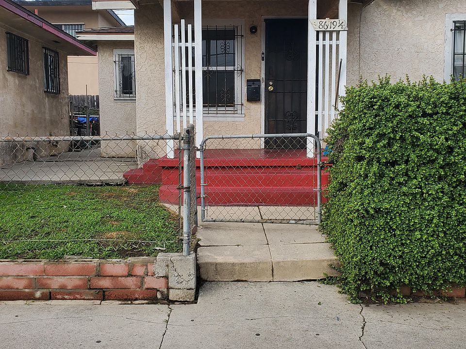 1st image of 8619 1/2 S Budlong Ave #8619-1/2