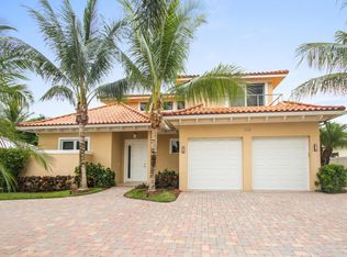 318 Blossom Ln, Palm Beach Shores, FL 33404