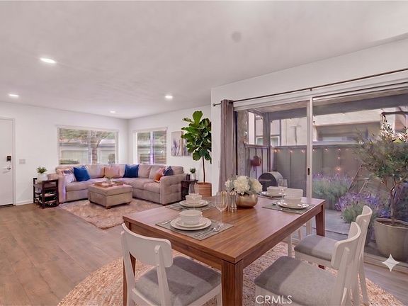 4th image of 1346 E Hillcrest Dr Unit 40
