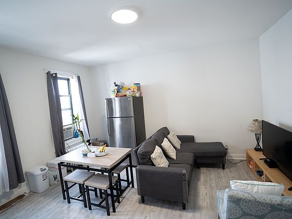 3rd image of 9010 34th Ave APT 6C