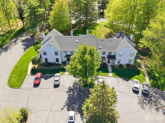 2nd image of 103 Timber Oaks Rd