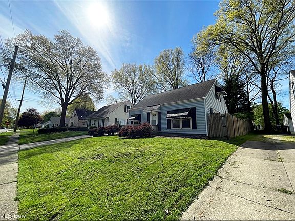 2nd image of 330 Morrison Ave