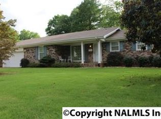 3304 Monarch Dr SW, Huntsville, AL 35801