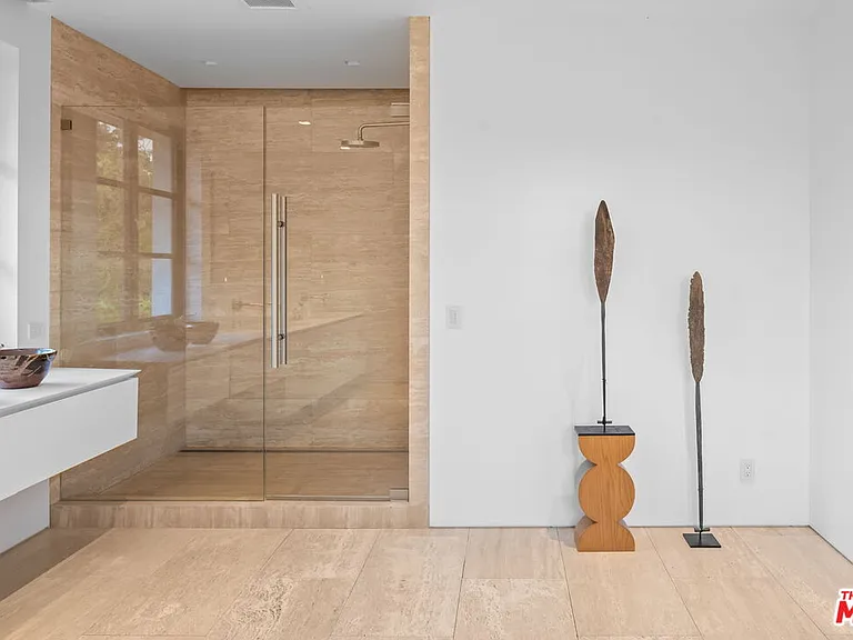 623 Alma Real Dr — Photo 30