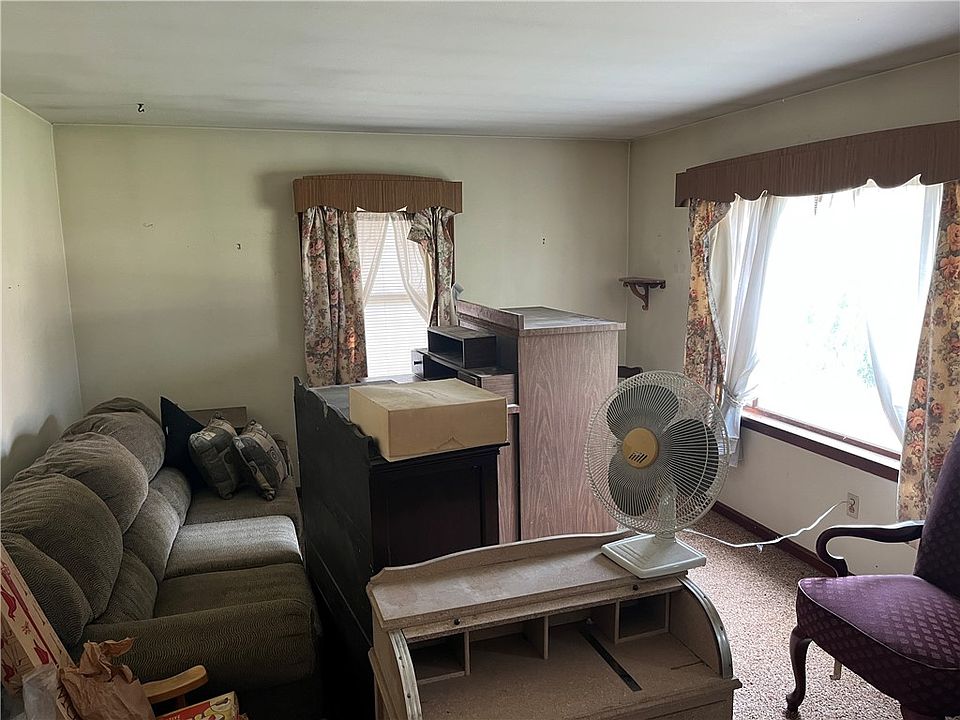 2712 Ellsworth Ave, Erie, PA 16508 Zillow