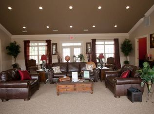 5442 Robinhood Village Dr APT 101, Winston Salem, NC 27106