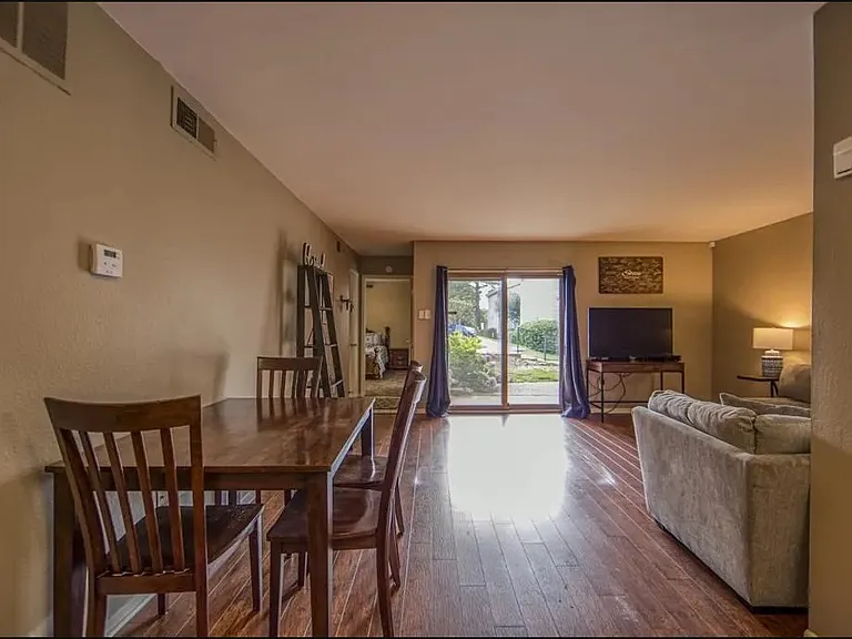 6774 Enchanted Oak Pl #3 — Photo 3