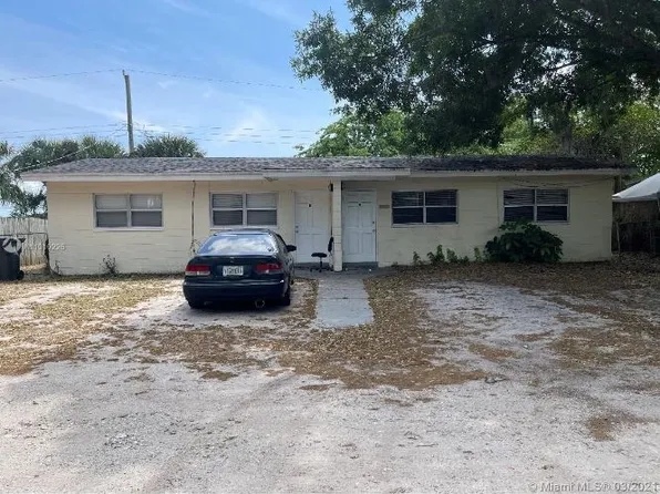 434 N Dixie Ave, Titusville, FL 32796