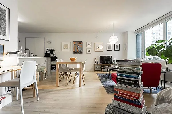 Sold by Nest Seekers International | media 3