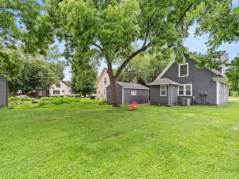 1108 Grand Ave — Photo 13