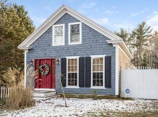 1 Lincoln Hill Ter, Wareham, MA 02571