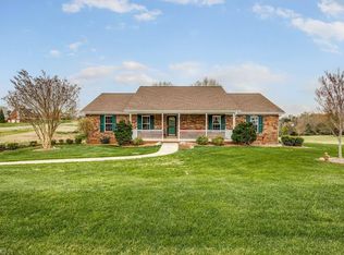 135 Transou Dr, Lexington, NC 27295