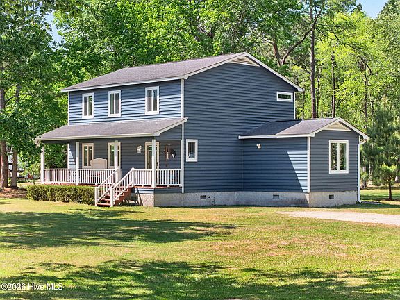2nd image of 6928 Bayfield Lane NW