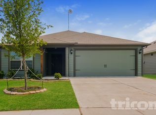 118 Bush Dr, Venus, TX 76084