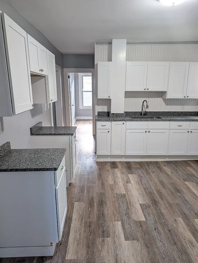 5 bed, $1,900 — Photo 3