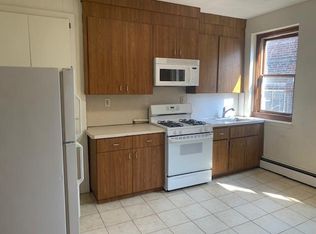 12 Hull St #404FF, Boston, MA 02113